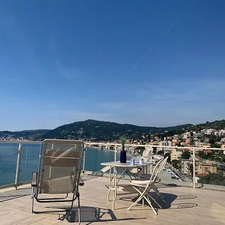 Penthouse With A Sea View In * ألاسيو