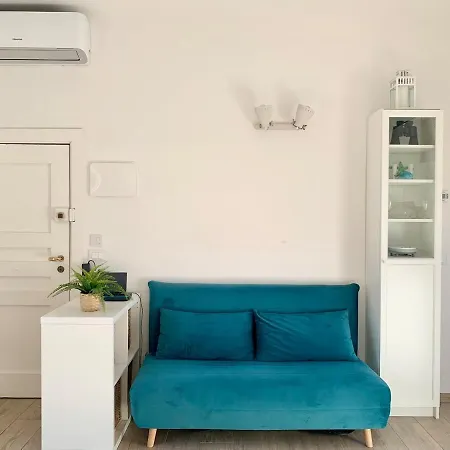 Penthouse With A Sea View In ألاسيو