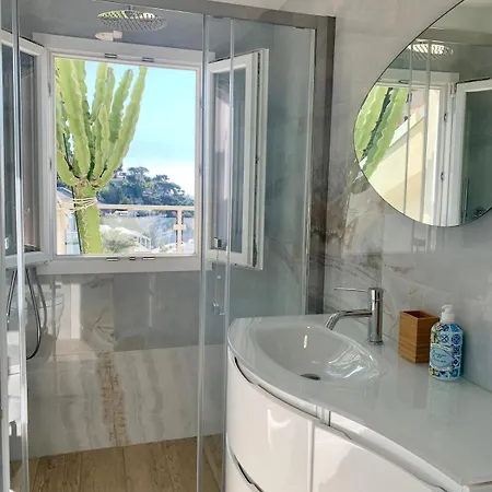شقة Penthouse With A Sea View In