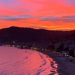 Penthouse With A Sea View In Appartamento Alassio