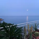 Daire Penthouse With A Sea View In