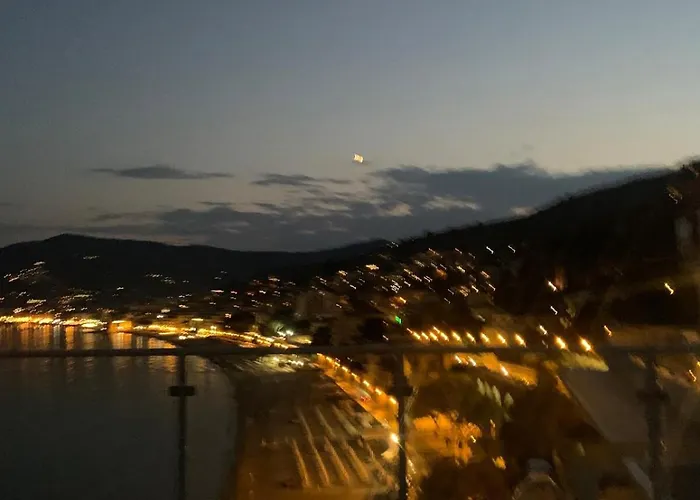 Apartament Penthouse With A Sea View In Alassio