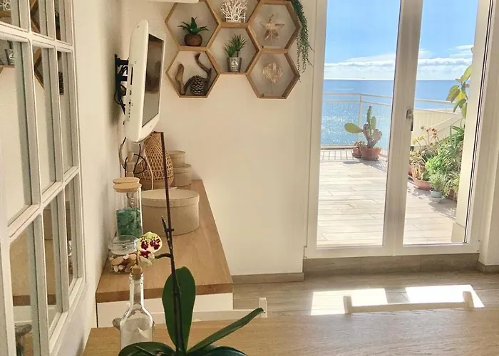 Penthouse With A Sea View In アパート *